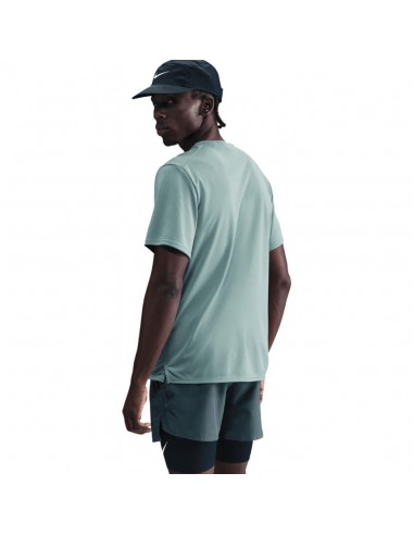 CAMISETA NIKE MILER VERDE HOMBRE DV9315-017