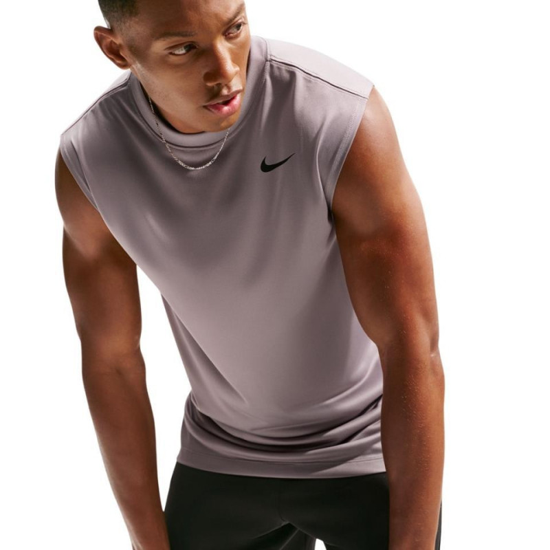 CAMISETA NIKE LEGEND SIN MANGAS DRI-FIT DX0991-226