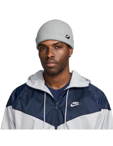 GORRO NIKE TERRA GRIS FUTURA 365 HF0176-063