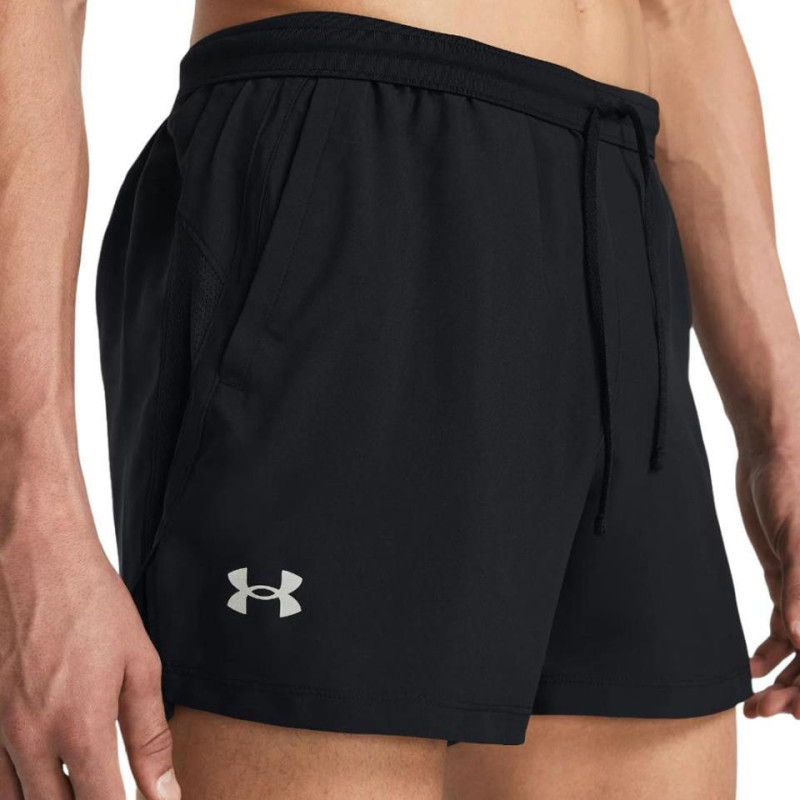 PANTALON CORTO UNDER ARMOUR NEGRO