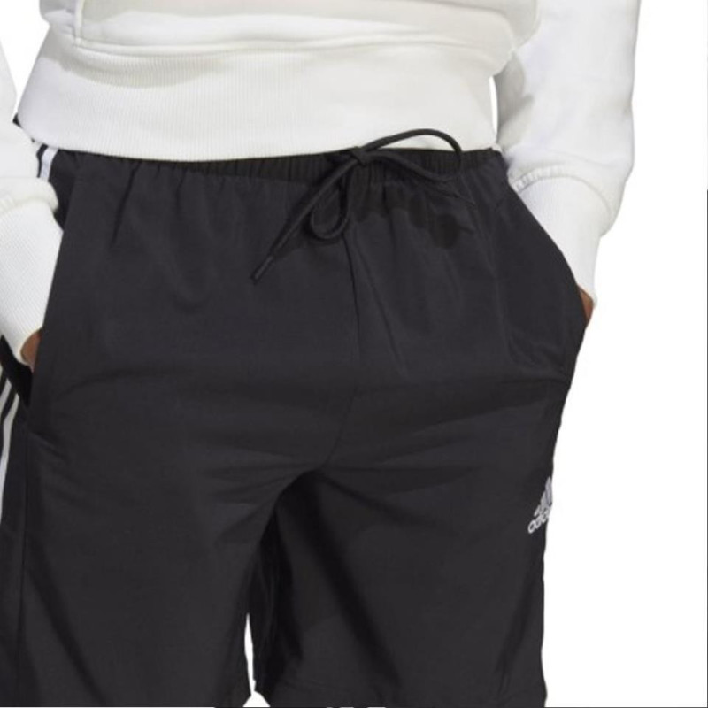 PANTALON ADIDAS CORTO CHELSEA NEGRO RAYAS 