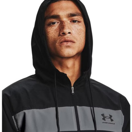 CORTAVIENTOS UNDER ARMOUR NEGRA 1361621-001