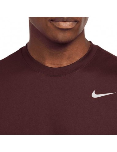 CAMISETA NIKE DRI-FIT LEGEND GRANATE DX0989-652