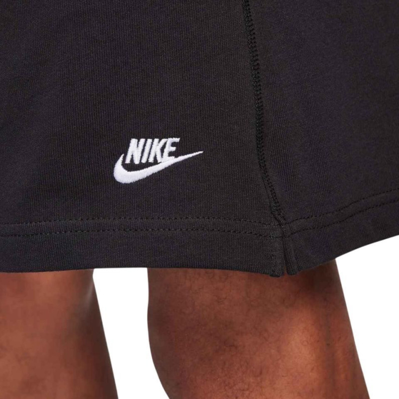 PANTALON NIKE CORTO CLUB NEGRO FQ4359-010